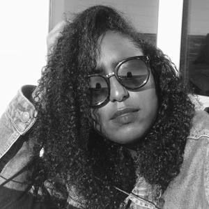 Meet your Posher, Widad